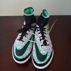 Nike Hypervenom X Kids' Safari Black and Green Athletic Shoes
